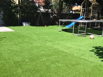 Kunstgras achtertuin Haarlem